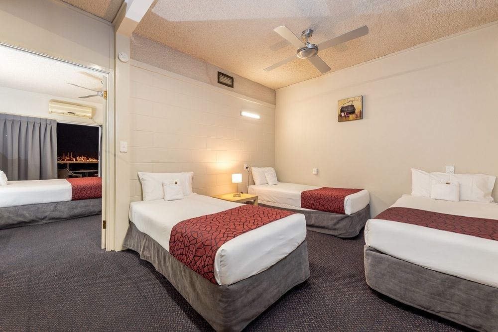 Camelot Motel Гладстон Екстериор снимка