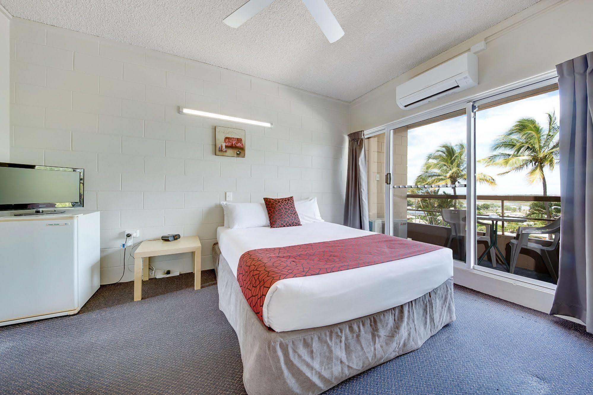 Camelot Motel Гладстон Екстериор снимка